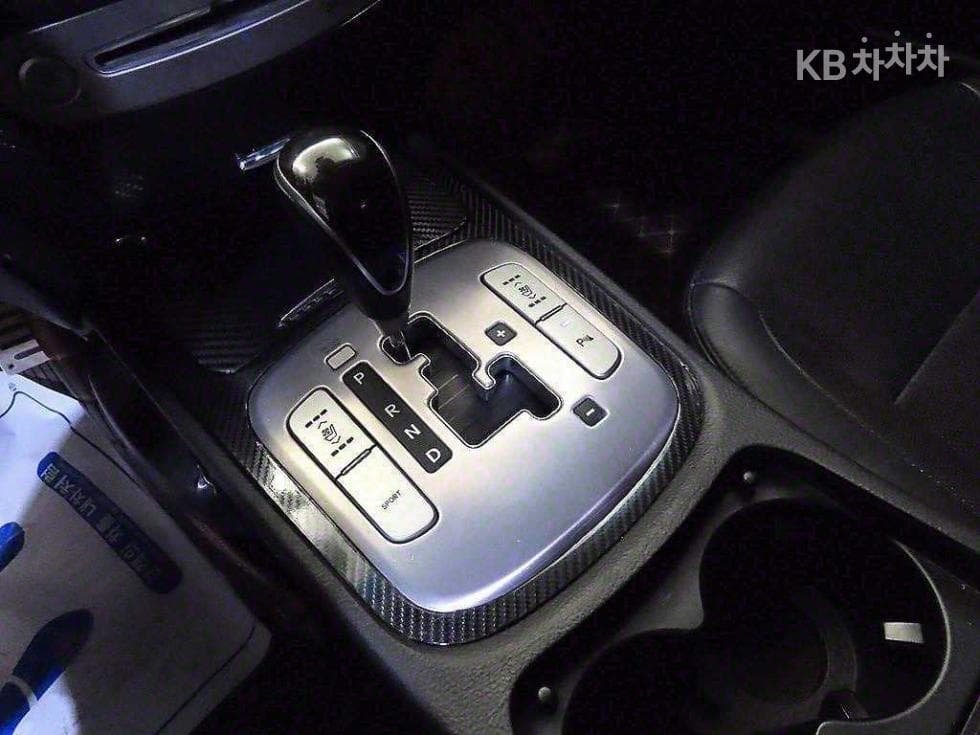 Hyundai GenesisBH330 MODERN Special (special feature/edition) - 12