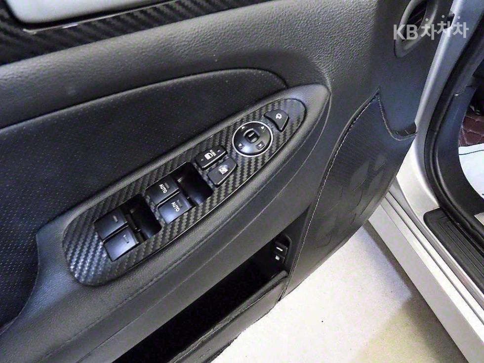 Hyundai GenesisBH330 MODERN Special (special feature/edition) - 13