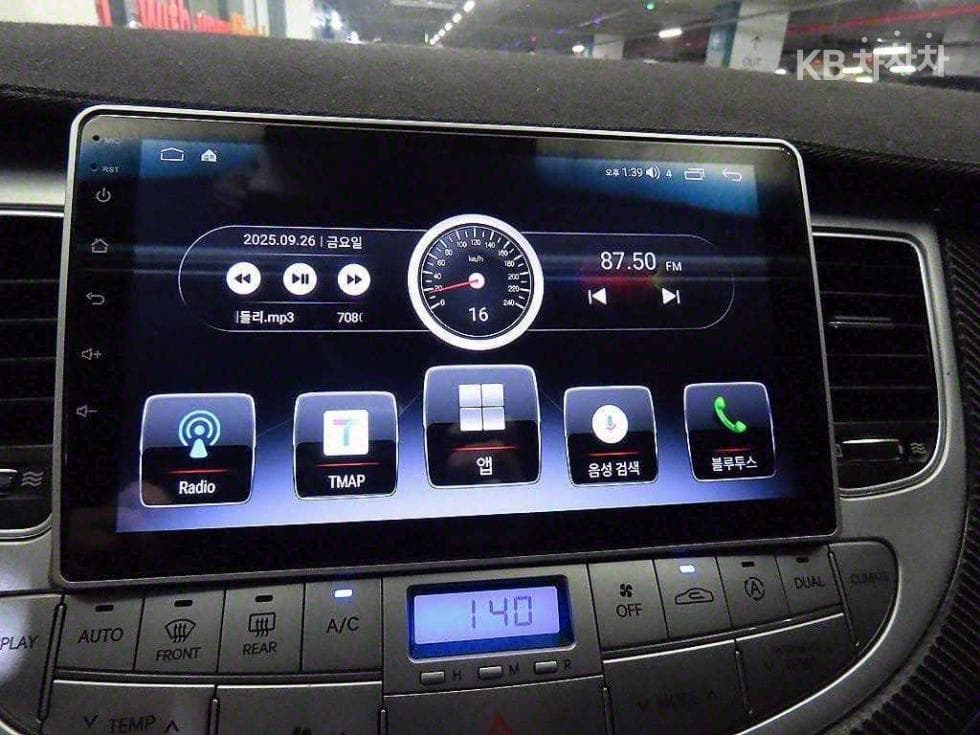 Hyundai GenesisBH330 MODERN Special (special feature/edition) - 15