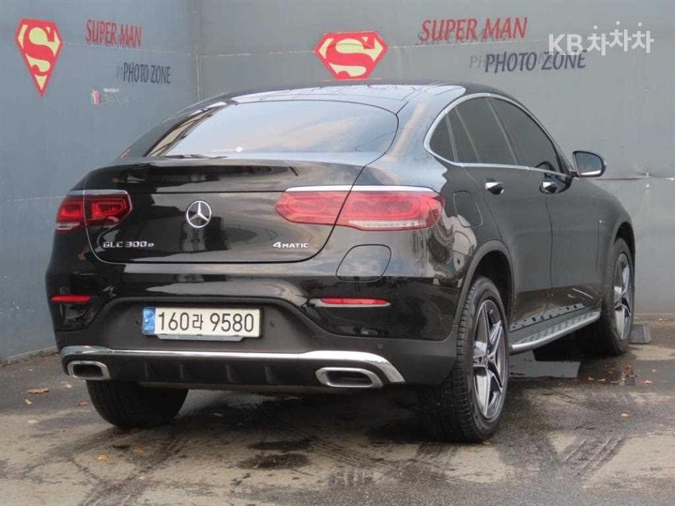 Mercedes-Benz GLC(X253)300 e 4Matic Coupe Стандартен - 3
