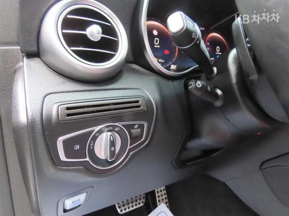 Mercedes-Benz GLC(X253)300 e 4Matic Coupe Стандартен - 14