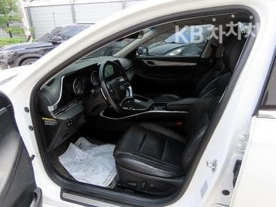Hyundai The New (facelift) Grandeur (Azera)2.5 Premium 초이스 - 5