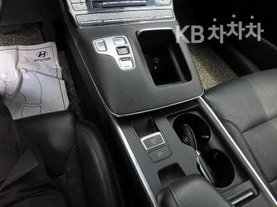 Hyundai The New (facelift) Grandeur (Azera)2.5 Premium 초이스 - 10