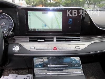 Hyundai The New (facelift) Grandeur (Azera)2.5 Premium 초이스 - 13