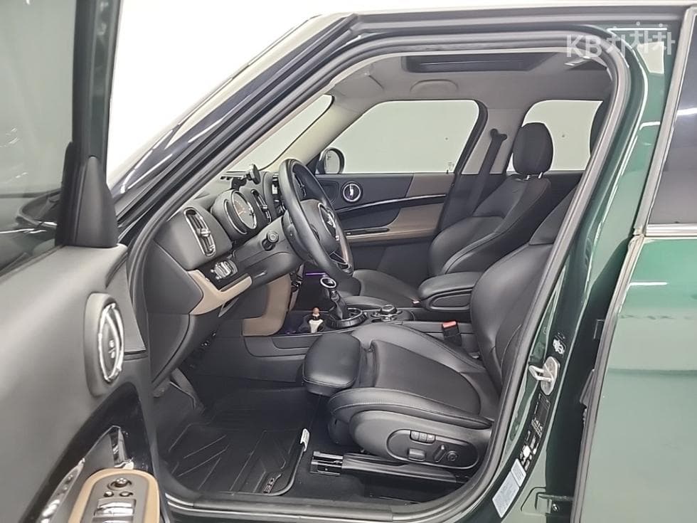 Mini Countryman (F60)2.0 Cooper D All4 Hightrim - 11