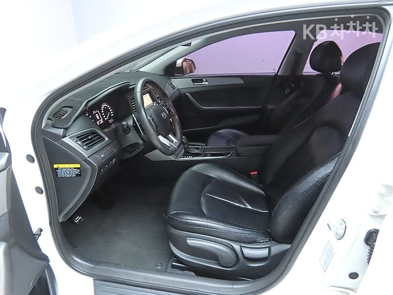 Хюндай Соната LF2.0 Стил Стандартен - 9