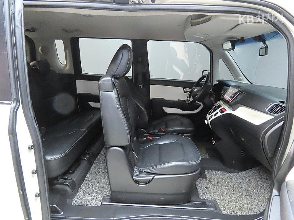Kia Ray (van)1.0 Gasoline Prestige - 12