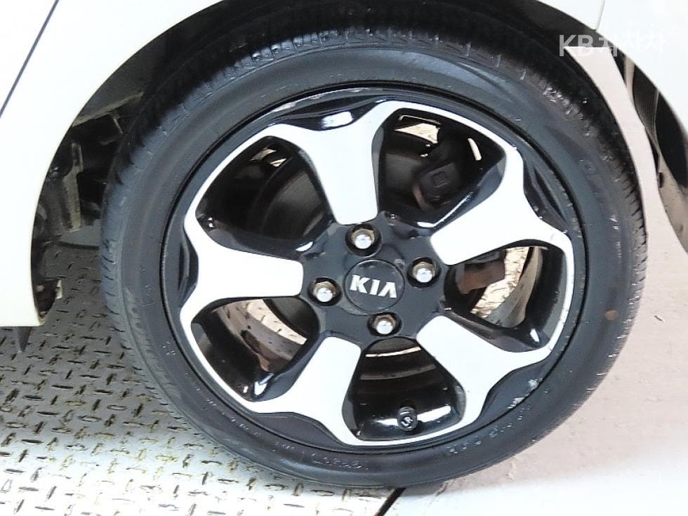 Kia Ray (van)1.0 Gasoline Prestige - 20