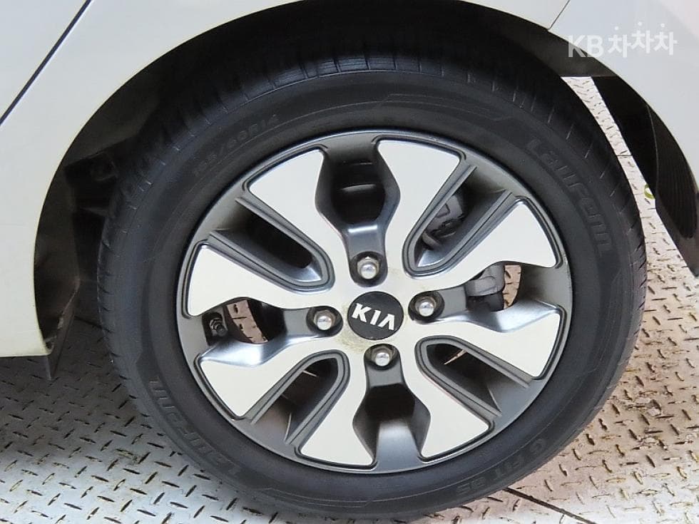 Kia The New (facelift) Morning / PicantoLuxury - 20