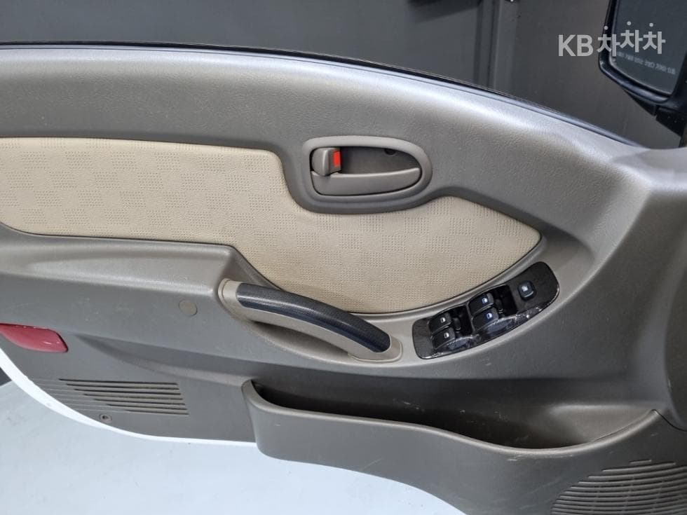 Хюндай Porter 2Удължено междуосие Двойна Кабина CRDi Smart - 18