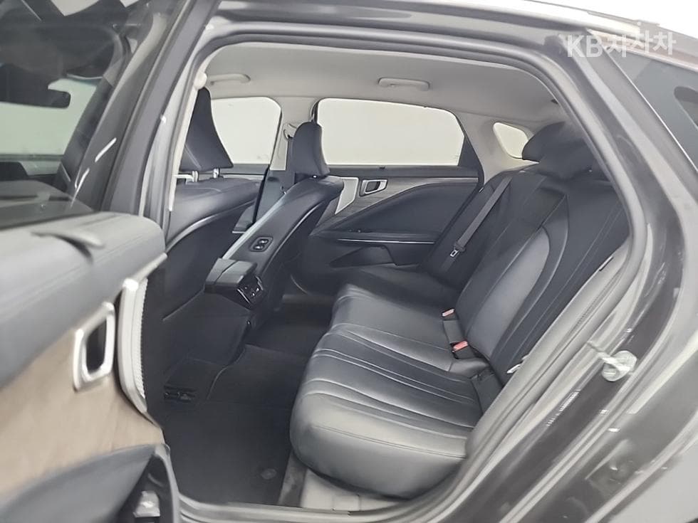 Kia K82.5L gasoline Noblesse - 12