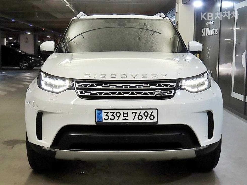 Land Rover 디스커버리5 3.0 TD6 HSE Luxury - Image 1