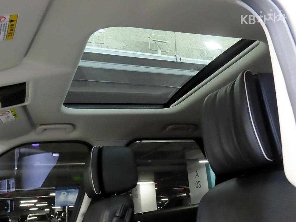 Land Rover 디스커버리53.0 TD6 HSE Luxury - 14
