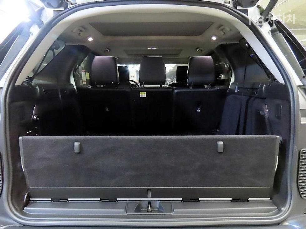 Land Rover 디스커버리53.0 TD6 HSE Luxury - 15