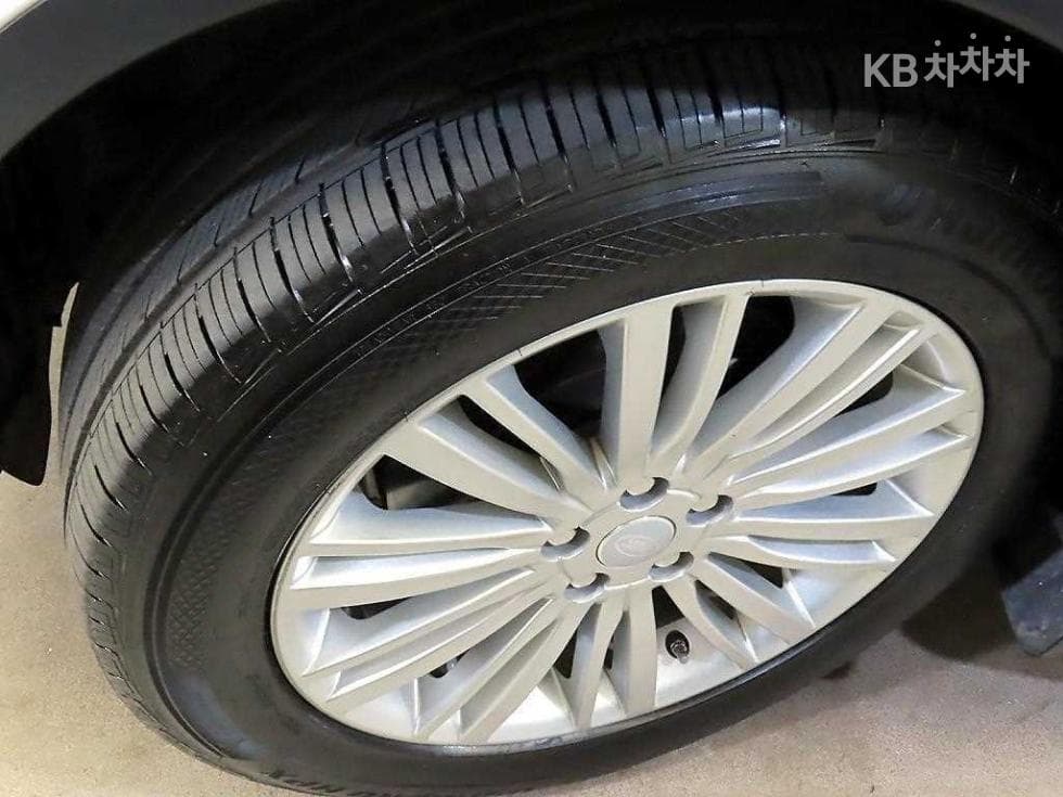Land Rover 디스커버리53.0 TD6 HSE Luxury - 19
