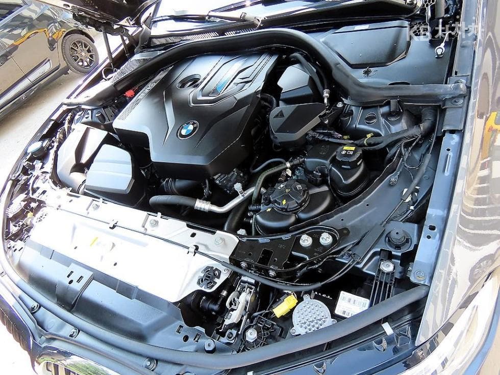 BMW 3 Серия (G20)320e M Sport - 18