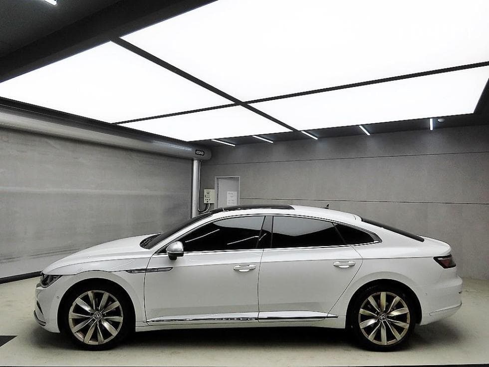 Volkswagen Arteon2.0 Турбо Дизел Инжекция Prestige - 4