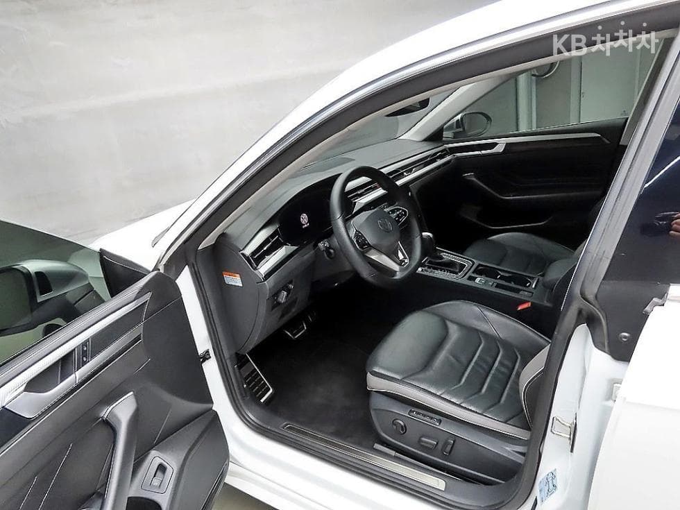 Volkswagen Arteon2.0 Турбо Дизел Инжекция Prestige - 5