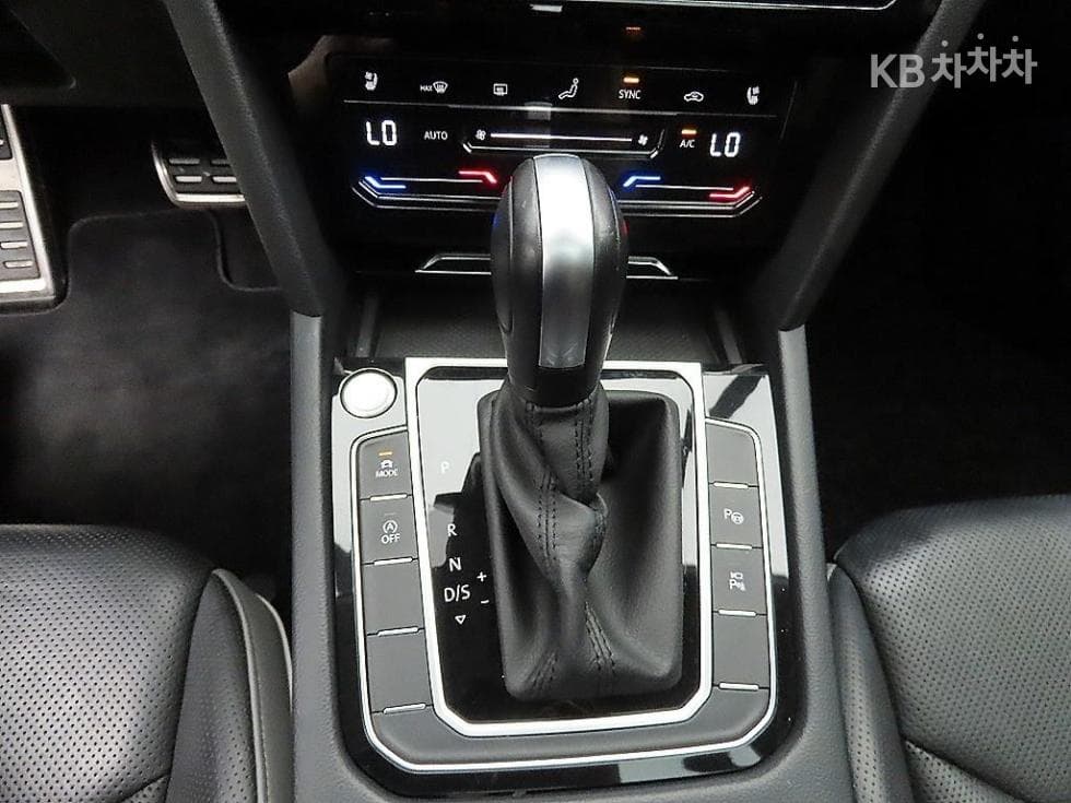 Volkswagen Arteon2.0 Турбо Дизел Инжекция Prestige - 10