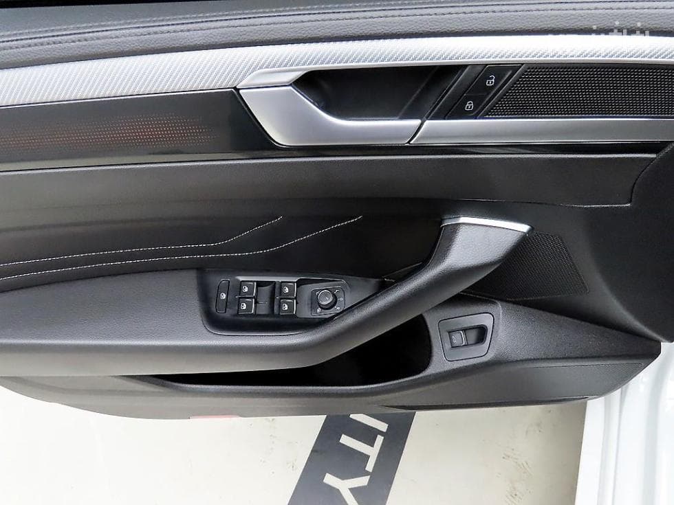 Volkswagen Arteon2.0 Турбо Дизел Инжекция Prestige - 11