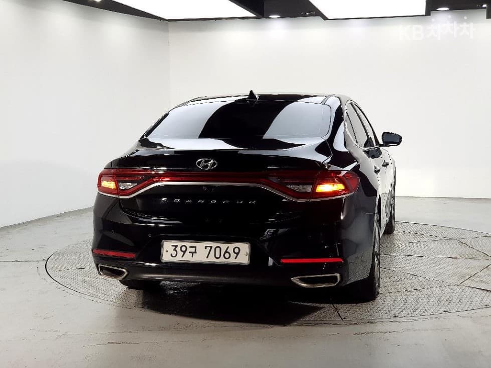 Hyundai Grandeur (Azera)IG2.4 Premium Special (special feature/edition) - 4