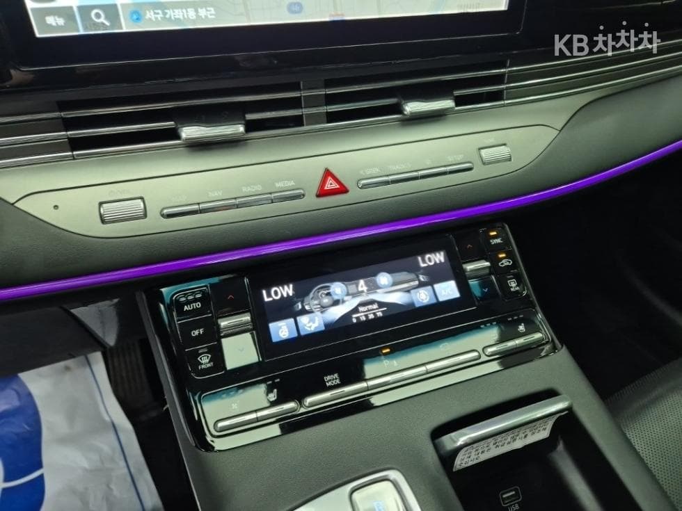 Hyundai The New (facelift) Grandeur (Azera)LPi 3.0 Rental car Premium - 16