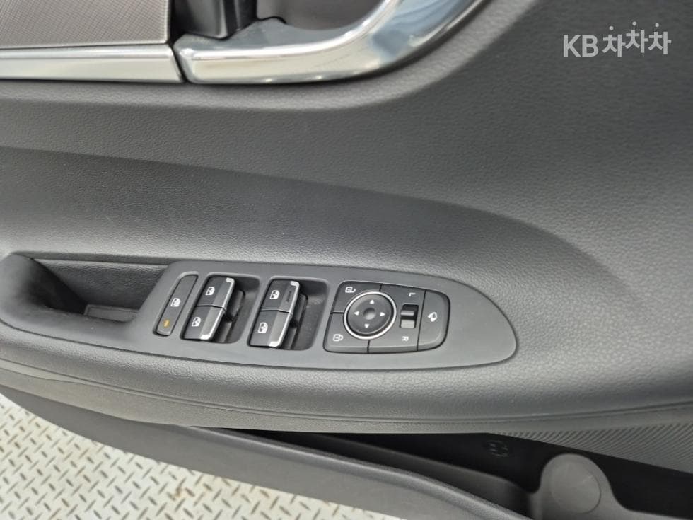 Hyundai The New (facelift) Grandeur (Azera)LPi 3.0 Rental car Premium - 18