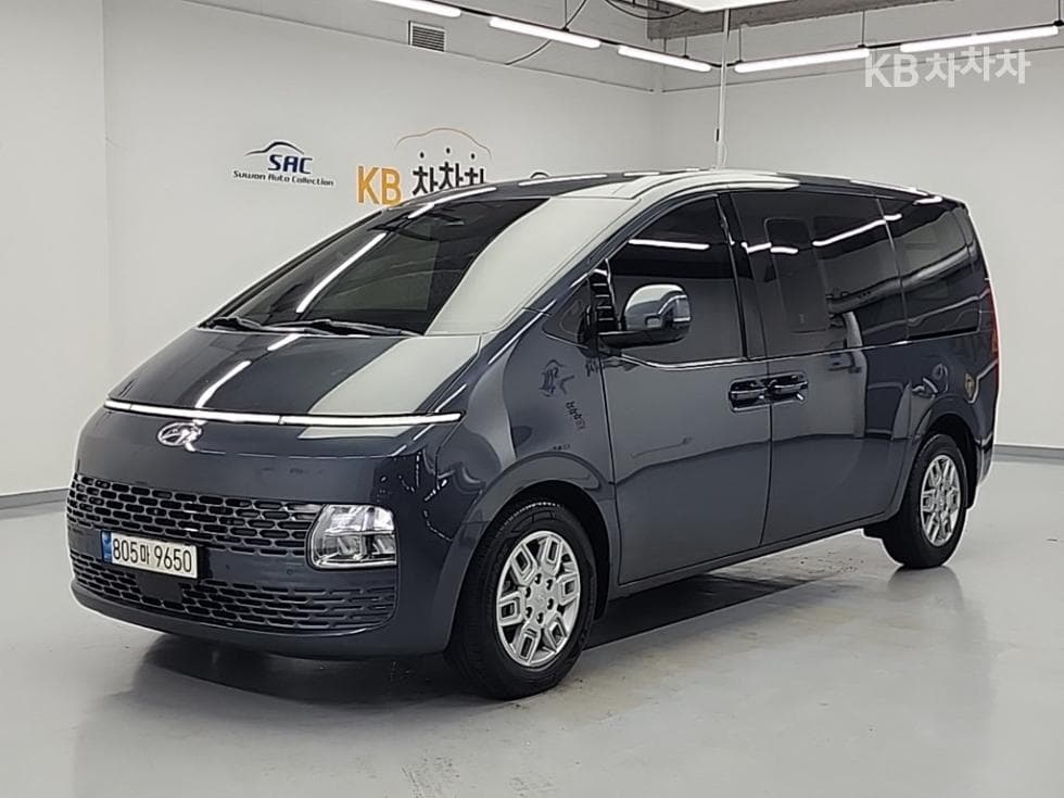 Хюндай Staria Cargo 2.2 Cargo 5 Modern - Image 1