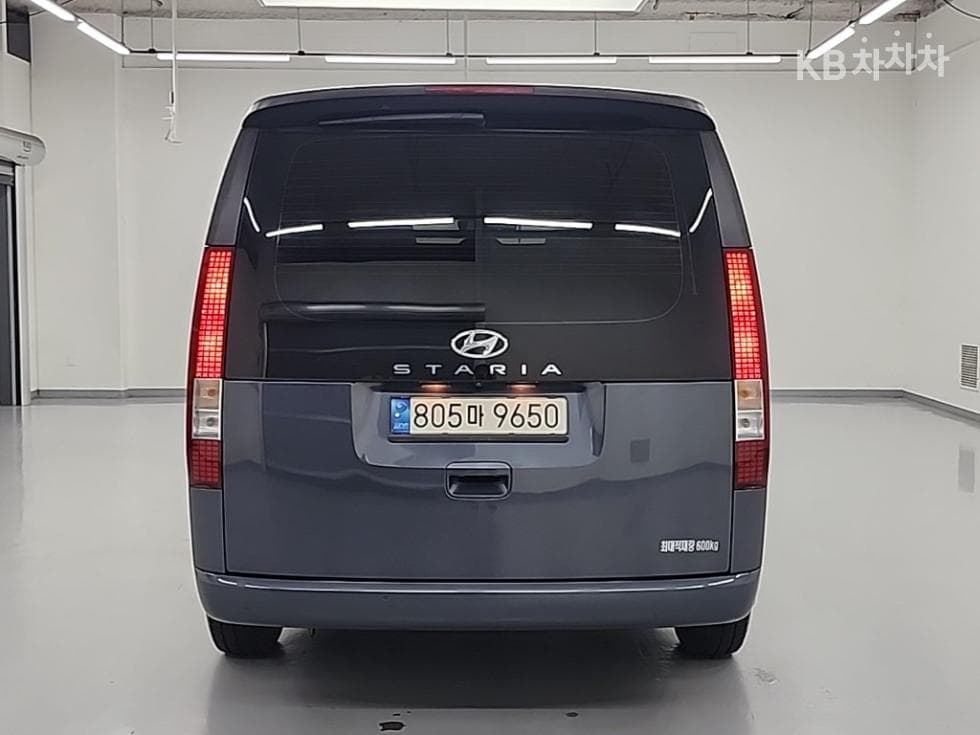 Хюндай Staria Cargo2.2 Cargo 5 Modern - 3