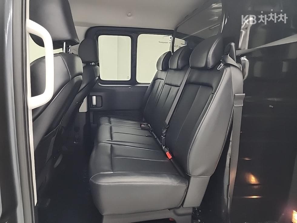 Хюндай Staria Cargo2.2 Cargo 5 Modern - 12