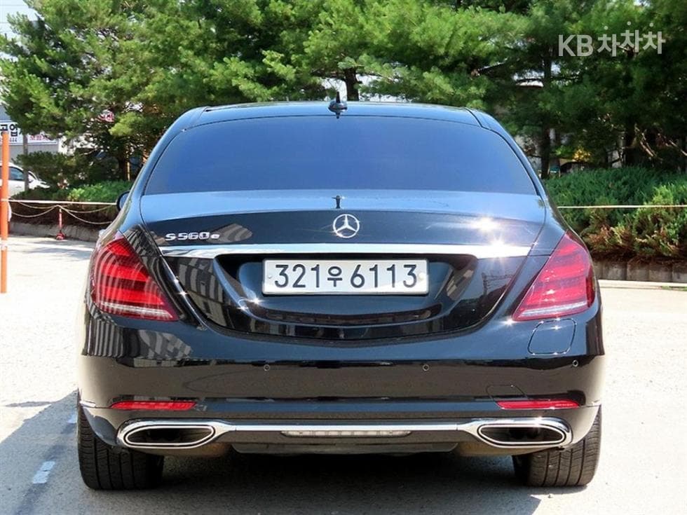 Mercedes-Benz Нов S-КласS560e Стандартен - 4