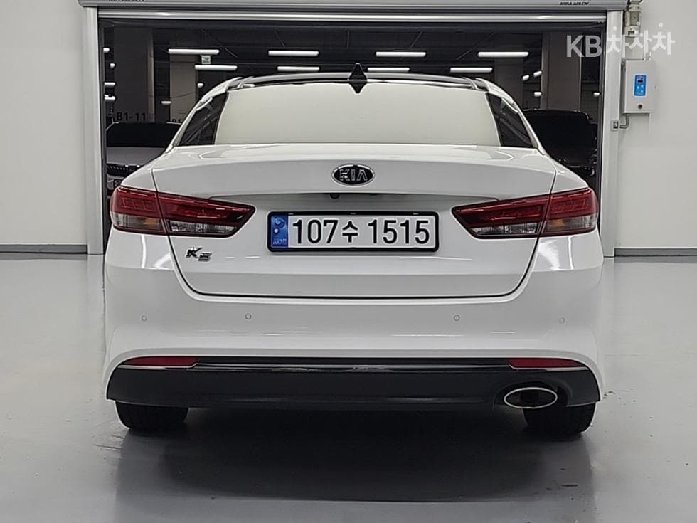 Kia K5 Second generation2.0 Gasoline SX Prestige - 3