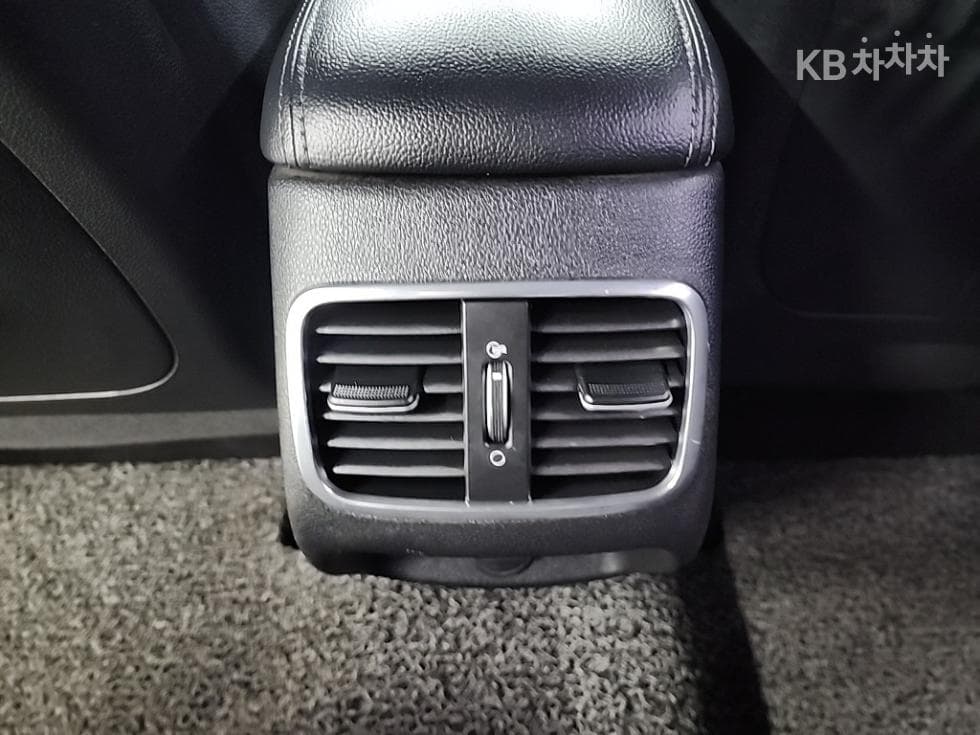 Kia K5 Second generation2.0 Gasoline SX Prestige - 13