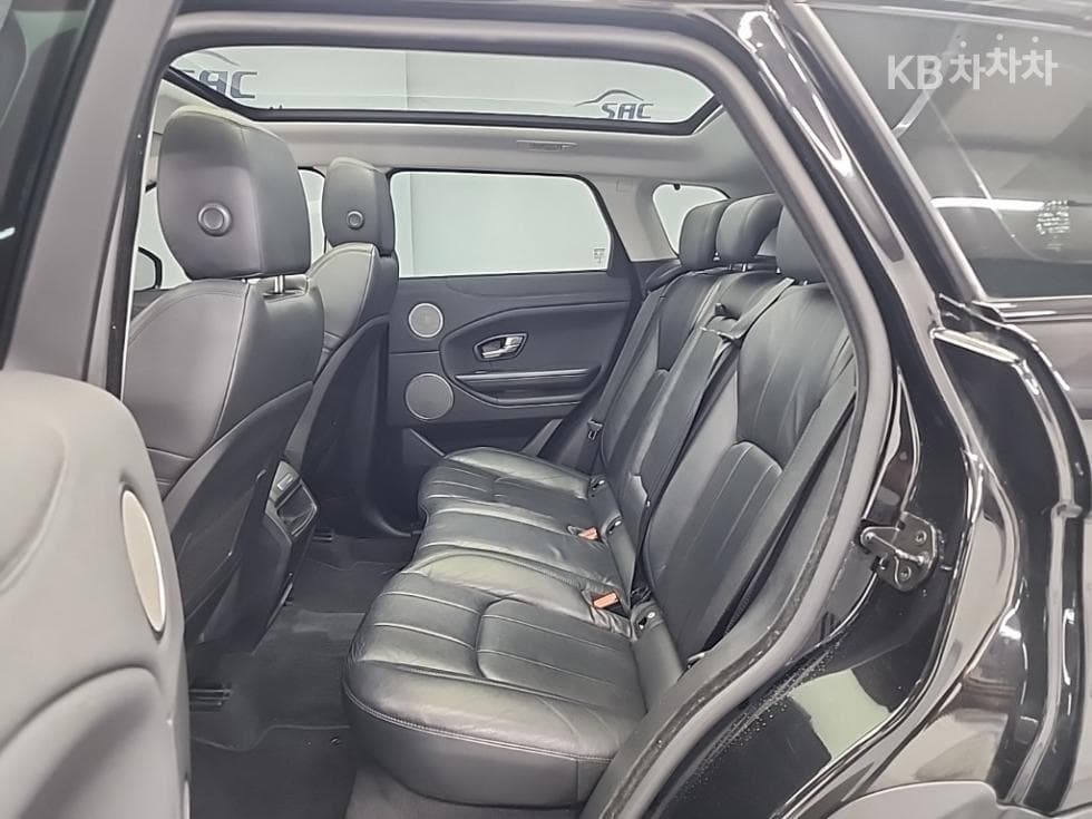 Land Rover Range Rover Евок5-врати 2.0 TD4 SE - 12
