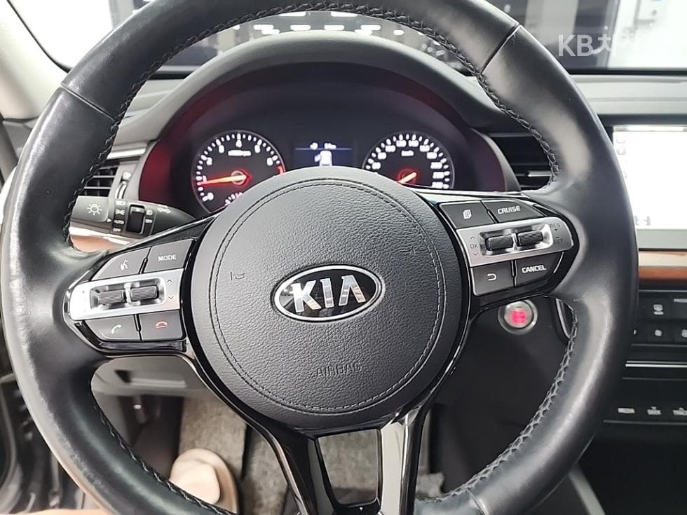 Kia All New K72.4 GDI Prestige - 9