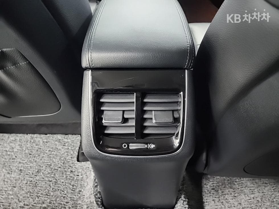 Kia All New K72.4 GDI Prestige - 13