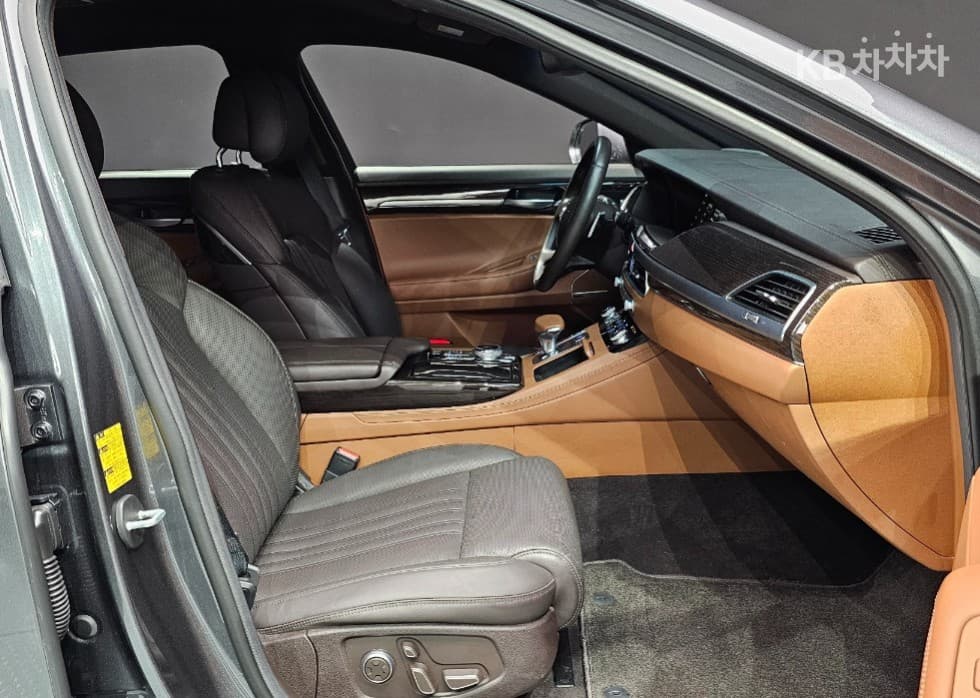 Genesis G903.8 GDi AWD Premium Luxury - 7