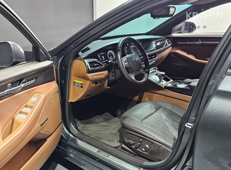 Genesis G903.8 GDi AWD Premium Luxury - 8