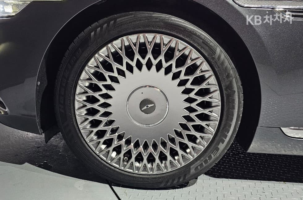 Genesis G903.8 GDi AWD Premium Luxury - 20