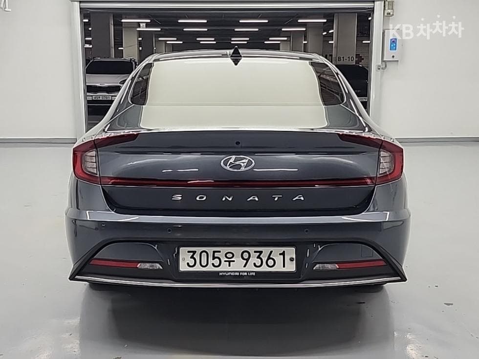 Hyundai Sonata (DN8)2.0 Premium - 3