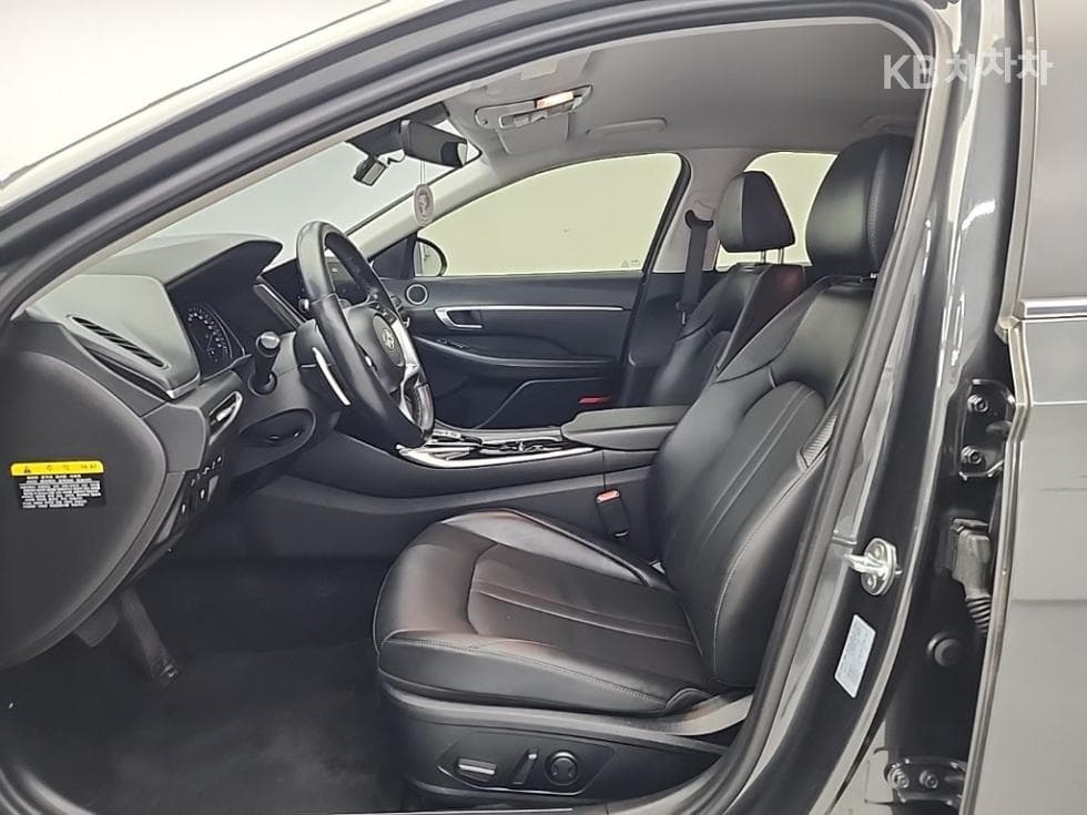 Hyundai Sonata (DN8)2.0 Premium - 11
