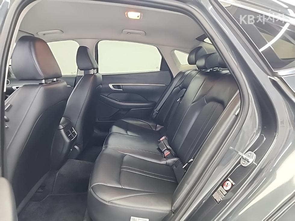 Hyundai Sonata (DN8)2.0 Premium - 12