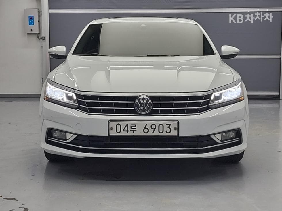 Volkswagen 더NewPassat2.0 Turbocharged Stratified Injection (VW) - 2