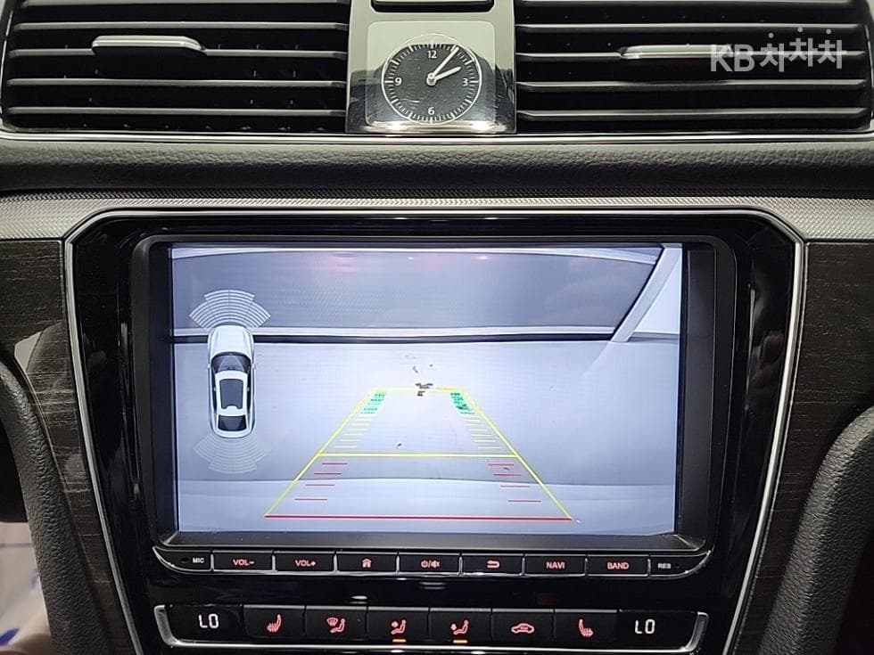 Volkswagen 더NewPassat2.0 Turbocharged Stratified Injection (VW) - 16