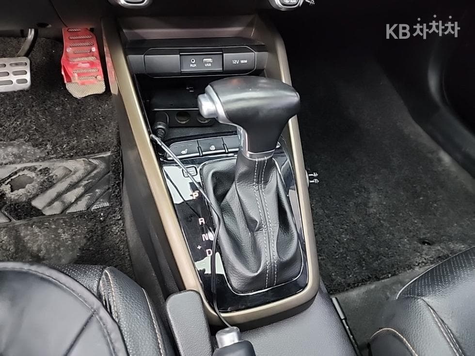 Kia StonicDiesel 1.6 VGT Prestige - 8