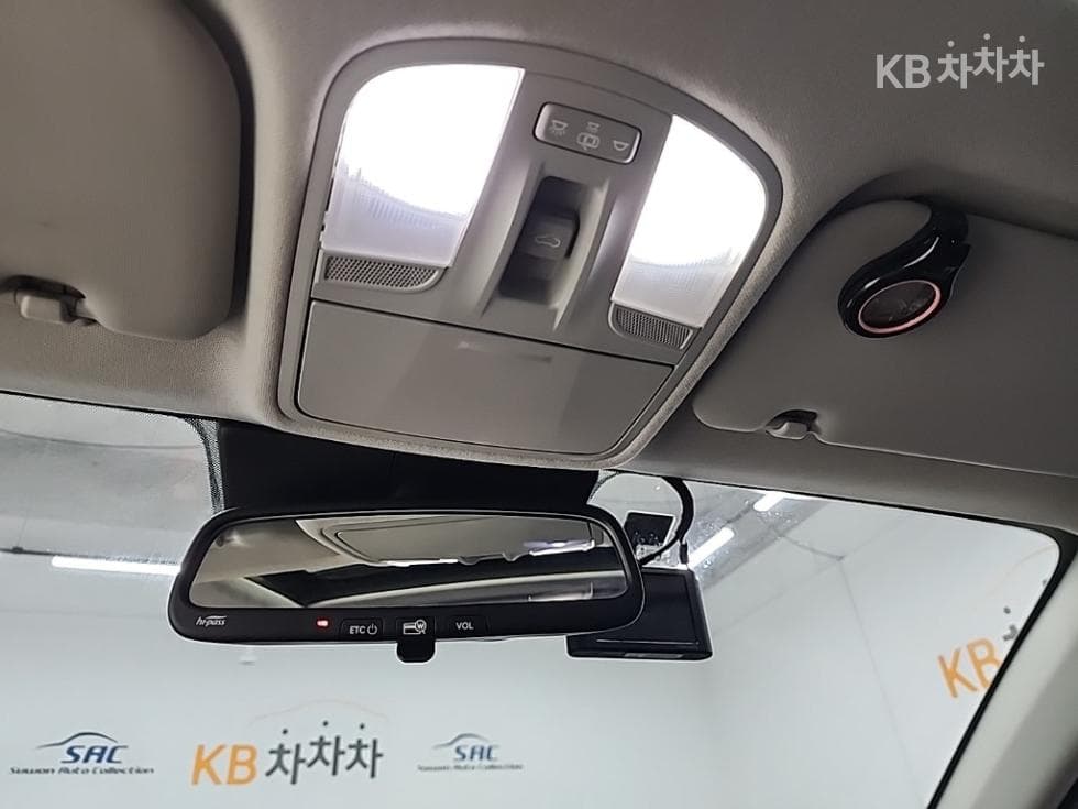 Kia StonicDiesel 1.6 VGT Prestige - 17