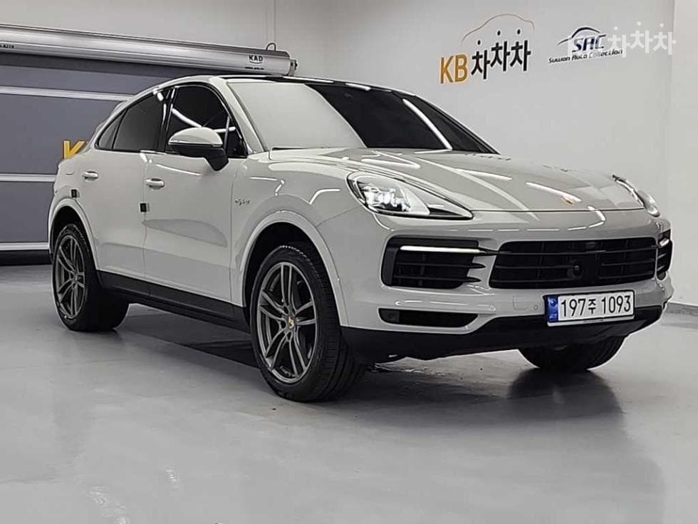 Porsche Cayenne(9Y0)3.0 E-Hybrid Coupe Стандартен - 4