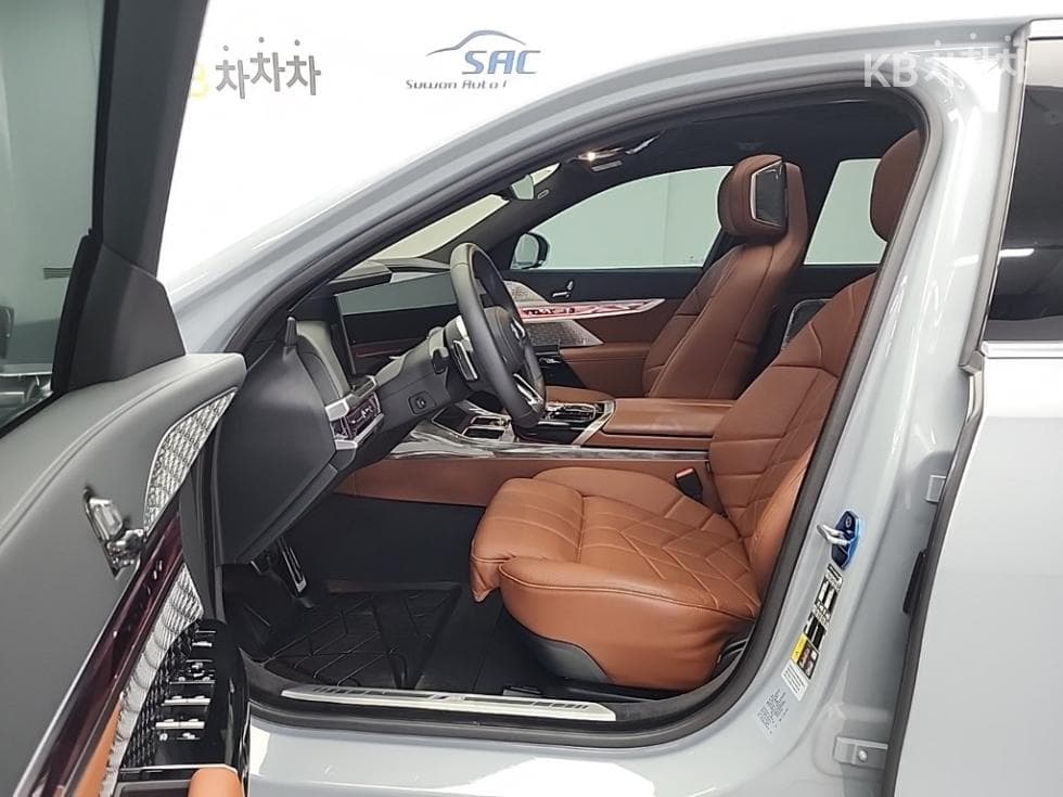 BMW i7xDrive 60 M Sport - 11