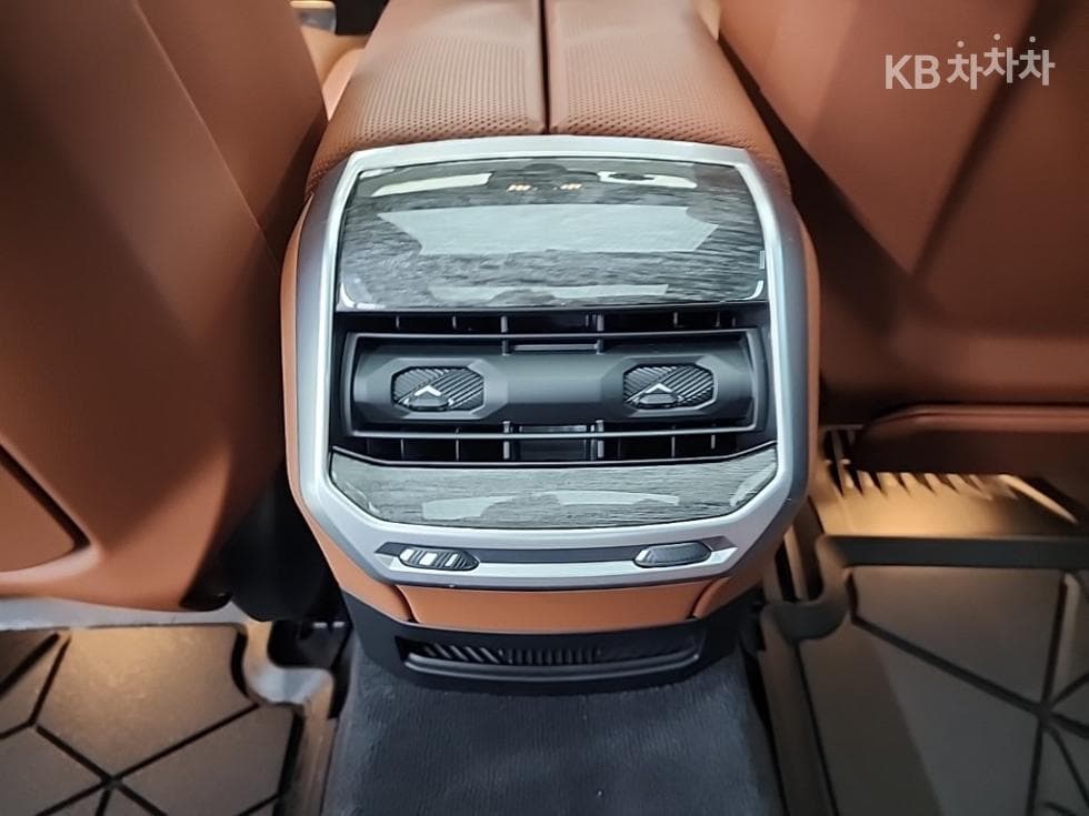 BMW i7xDrive 60 M Sport - 13