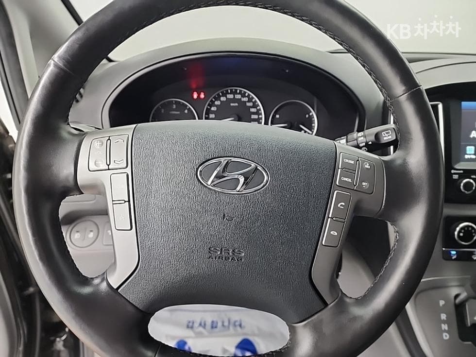 Hyundai The New (facelift) 그랜드 Star렉스Van 5-seater Modern - 9